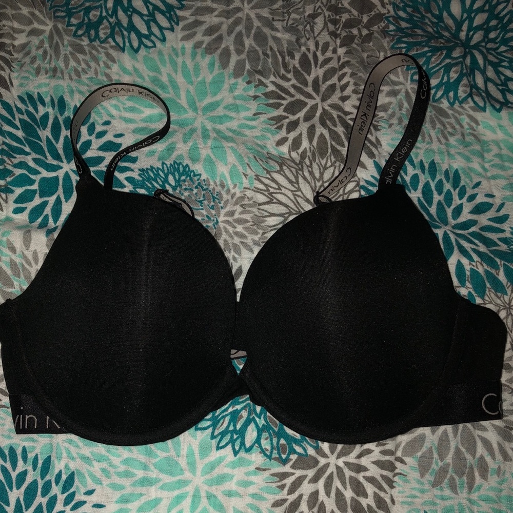 Calvin Klein bra/36 C